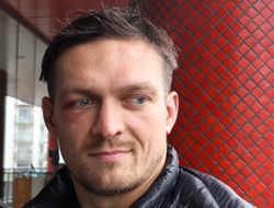 фото - Усика спросили, нокаутирует ли он Энтони Джошуа. Ответ был уклончивым — видео