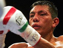 фото - В субботу Кристиан Михарес вернется в бою против Карлоса Хакобо