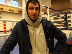 фото - Постол разгромил Набиева, Кулумбегов и Щелёв устроили войну