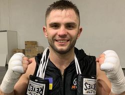 фото - Дмитрий Митрофанов отстоял титул в бою с Бабатунде, Байсангуровы победили досрочно