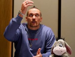 фото - Зеленский вдохновил Усика — когда Россия вторглась, он не сбежал