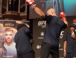 фото - Видео: Стриклэнд «отмастерклассил» болельщика на открытой тренировке перед UFC 312