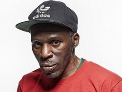 фото - (обновлено) В Лас-Вегасе пропал Мэйуэзер, полиция поднимает базы данных больниц