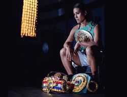 фото - Проницательность Брэкхус, зеркальная гордость Канело, Макгрегор с сыном на Супербоуле — соцсети