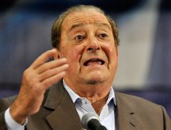 фото - Альвареса никогда не выпустят на Головкина — Арум