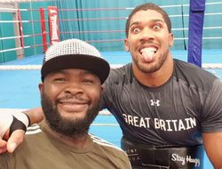 фото - Баколе Илунга — третий боксёр, которому удалось побить досрочно Кевина Джонсона