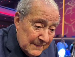 фото - «Много вопросов». Арум о возвращении Ломаченко 