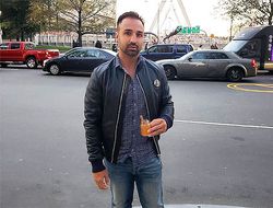 фото - «Говорит о Ломаченко, а дерётся с газонокосильщиком». Эксперт рубит правду о легковесах