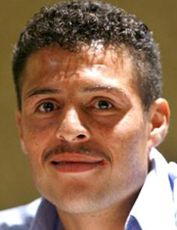 Оскар Лариос