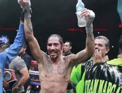 фото - Маргарито побил Рамона Альвареса на глазах у Сауля