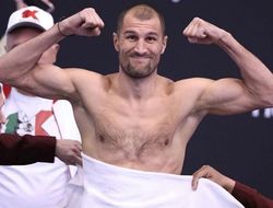 фото - Проблемы с весом у Ковалёва списали на технику и игру команды Альвареса на нервах