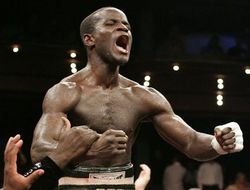 фото - Джошуа Клотти вернулся со скучной победой