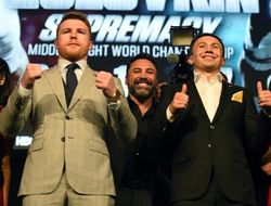 фото - Де ла Хойя: Следующим для Канело должен быть реванш с Головкиным