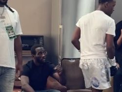 фото - Элиминатор WBA: Симс вырвал победу у Ахмедова — видео