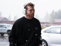 фото - Канело потеряет статус абсолюта до боя с Берлангой — СМИ