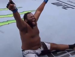 фото - Тяжеловес Крис Барнетт уволен из UFC. И не только он