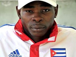 фото - Донэйр и Ригондо близки к подписанию контракта на бой 13 апреля