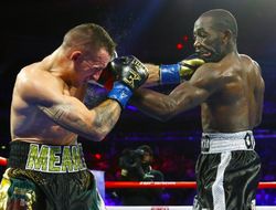 фото - Лучшие моменты боя Теренса Кроуфорда и Эгидиюса Каваляускаса — видео