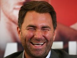 фото - Джошуа должен быть безжалостен, бой с Усиком может разрушить его карьеру — Хирн