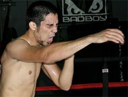 фото - Антонио Демарко вернется в бою с Фиделем Монтерросой