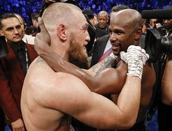 фото - Мэйуэзер рассказал, почему Макгрегору удалось превзойти Пакьяо, Котто и Мосли