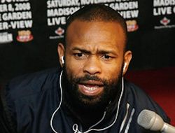 фото - Джонс впечатлён ударной мощью Ригондо: Он сломал две глазницы, понимаете? Две!