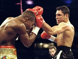 фото - ОДЛХ–Кворти II: Айк готов устроить с Оскаром ещё один могучий бой. На двоих им 98 лет