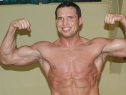 фото - Альберт Сосновски вернулся, победил и попрощался с боксом