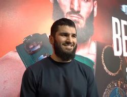 фото - Могу ударить Усика при встрече — Артур Бетербиев 