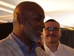 фото - «Я плакал». Усик ворвался в интервью Льюиса