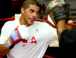 фото - Садам Али забил Луиса Карлоса Абрегу