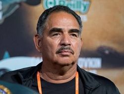 фото - Джейкобс побьёт и Деревянченко, и Чарло — тренер Головкина