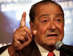 фото - Я крайне недоволен тем, как Пакьяо залечивает травму — Боб Арум