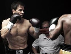 фото - Фильм о Микки Уорде продолжает получать награды