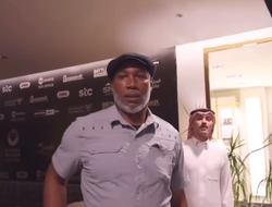 фото - Леннокс Льюис назвал соперника для Джошуа