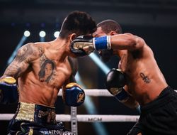 фото - Однорукий Расселл уступил титул Магсайо: видео