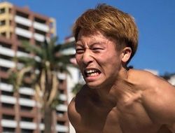 фото - Наоя Иноуэ с журналом Ринг: Я пока не ровня Тайсону, Пакьяо или Мэйуэзеру