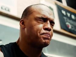 фото - «Бой с Усиком — огромный мотиватор». Уордли видит, как нокаутирует Паркера