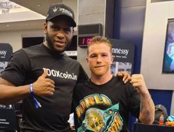 фото - Барбоса сразится не с Лопесом, ещё один боец ушёл от тренера Канело