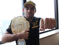 фото - Ренан Барао vs. Ти-Джей Диллэшоу – новый главный бой UFC 173