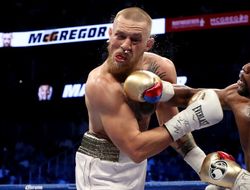 фото - Мейвезер и Макгрегор проведут реванш до конца года — детали от обозревателя