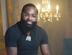 фото - Эдриен Броунер «откинулся» (снова) и в январе возглавит шоу Showtime