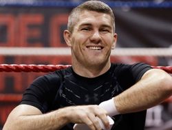 фото - Садам Али близок к подписанию контракта со Смитом на апрель — промоутер