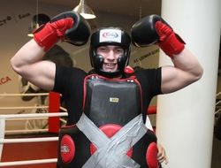 фото - Российский нокаутёр Папин поможет Усику готовиться к Бриедису