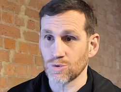 фото - «Мощь Уайлдера никуда не делась, но…» Прайс назвал победителя боя с Чисорой