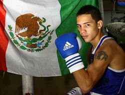 фото - Top Rank и Golden Boy ведут борьбу за Оскара Вальдеса