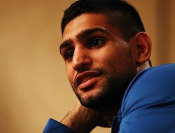 фото - Амир Хан знает, с кем будет драться Мэйуэзер