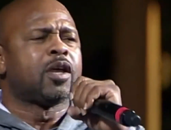 фото - Бенавидес и Кроуфорд смогут побить Альвареса: мнение легенды бокса