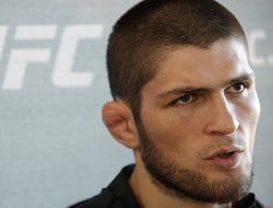 фото - Нурмагомедов прокомментировал травму Фергюсона и дал ему совет