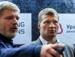 фото - «Последнее китайское предупреждение» Александру Поветкину от WBC